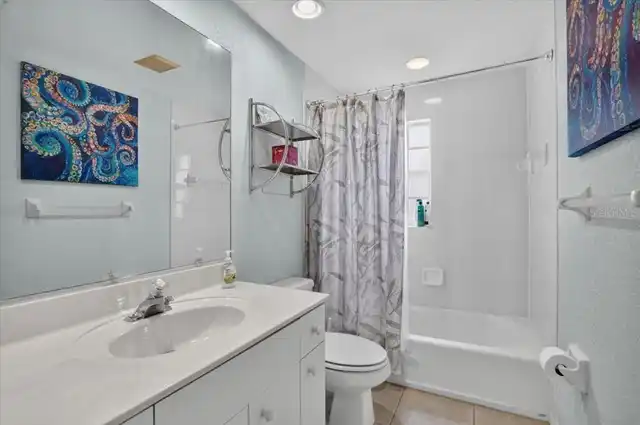 Listing Photo 14