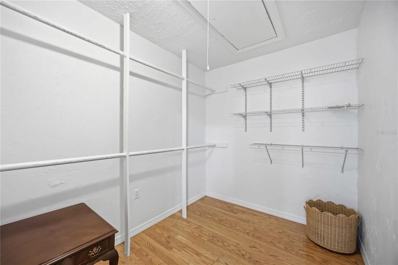 Listing Photo 24