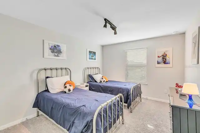 Listing Photo 17