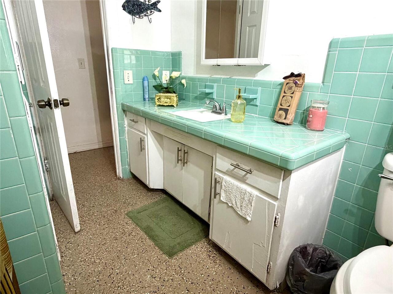 Listing Photo 11
