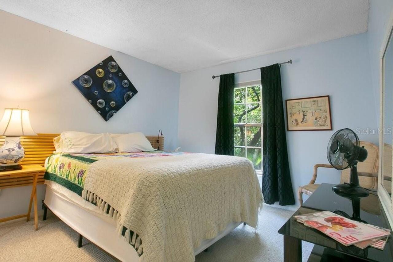 Listing Photo 15
