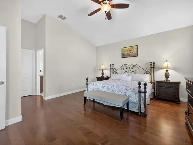 Listing Photo 27