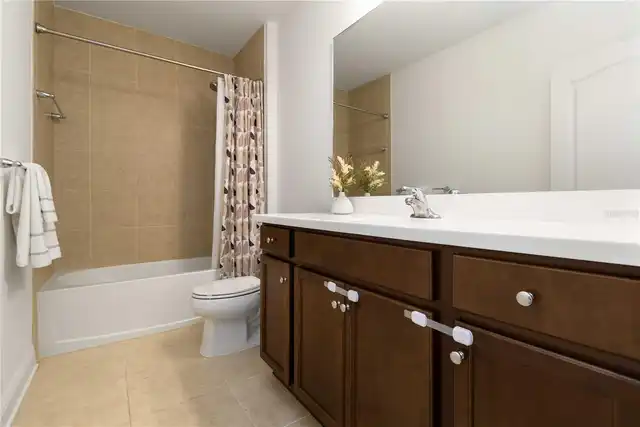 Listing Photo 25