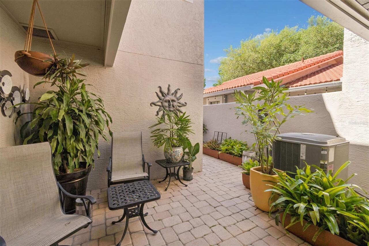 Listing Photo 10