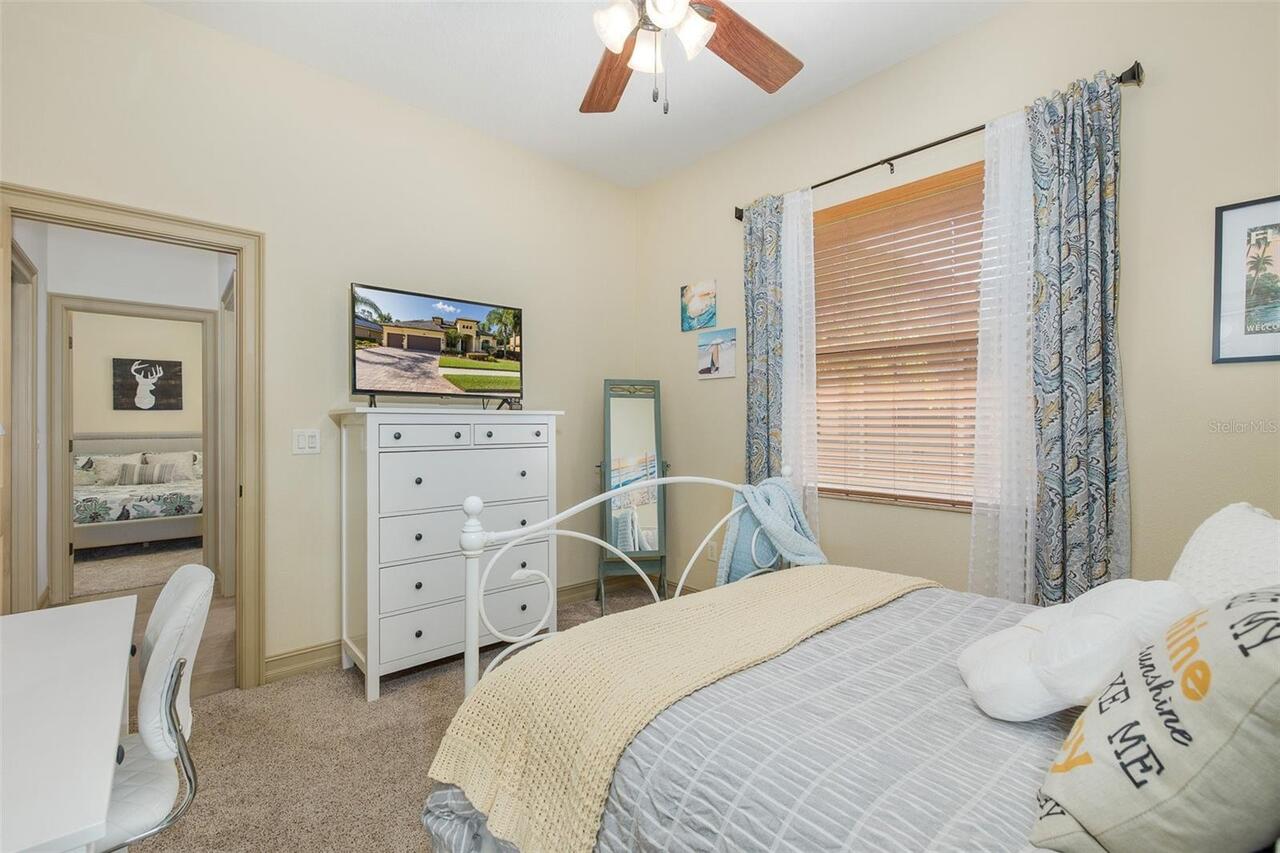 Listing Photo 32