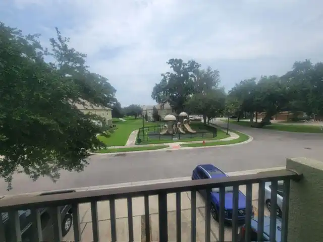 Listing Photo 19