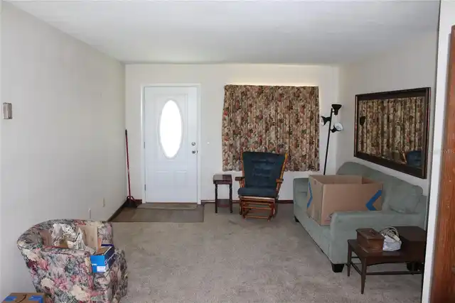 Listing Photo 11