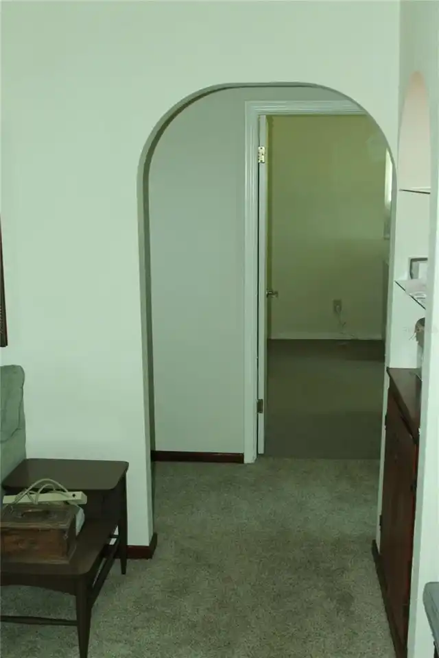 Listing Photo 12