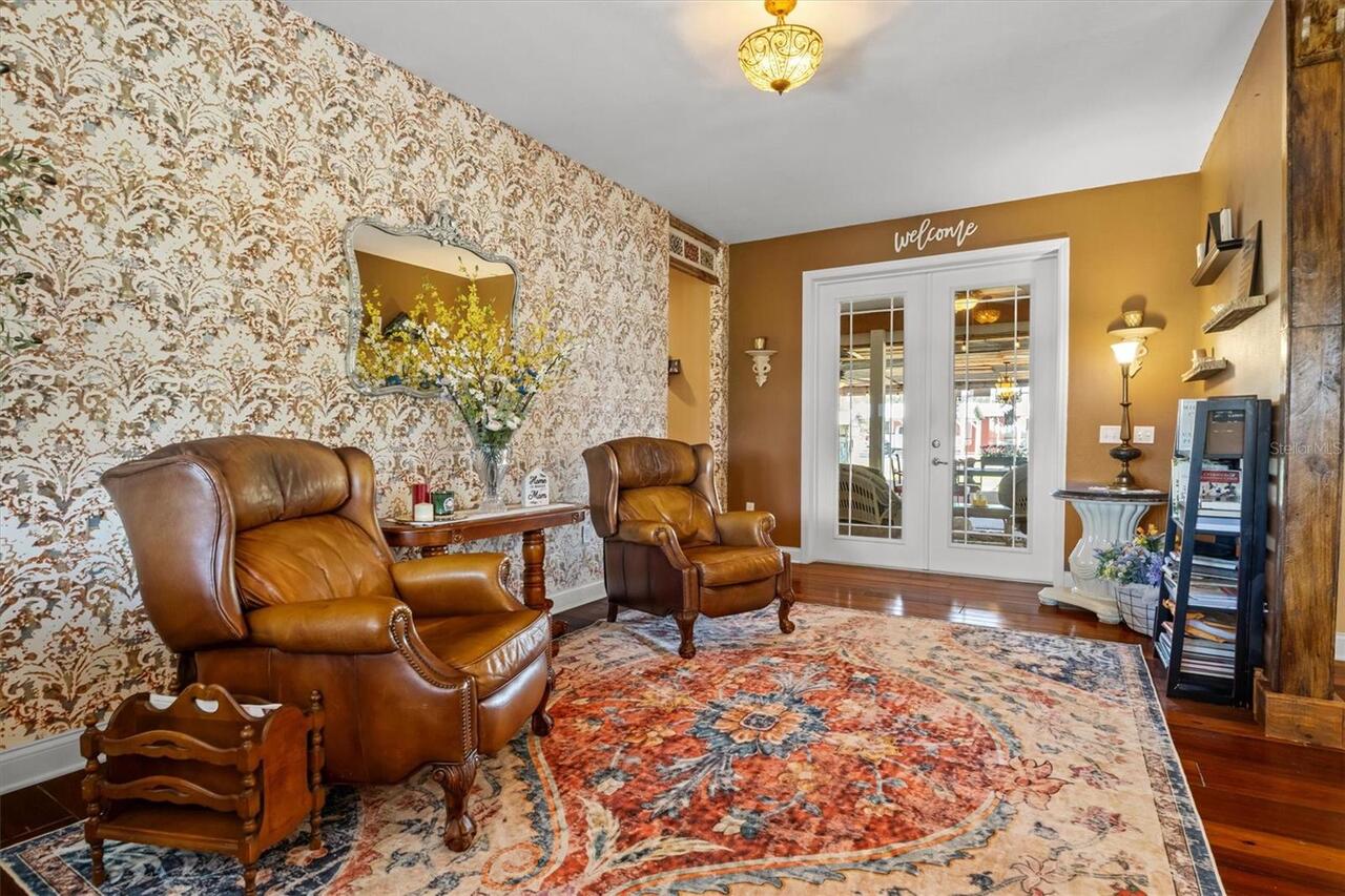 Listing Photo 8