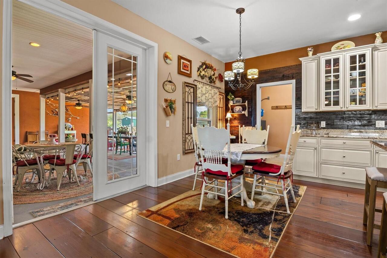 Listing Photo 15