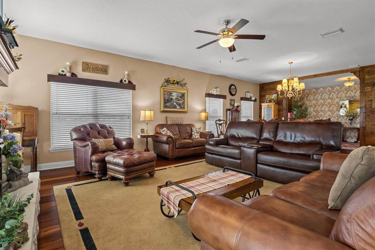 Listing Photo 18