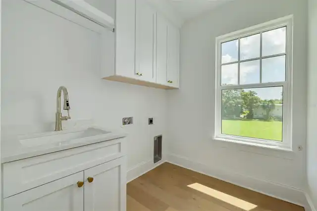 Listing Photo 25