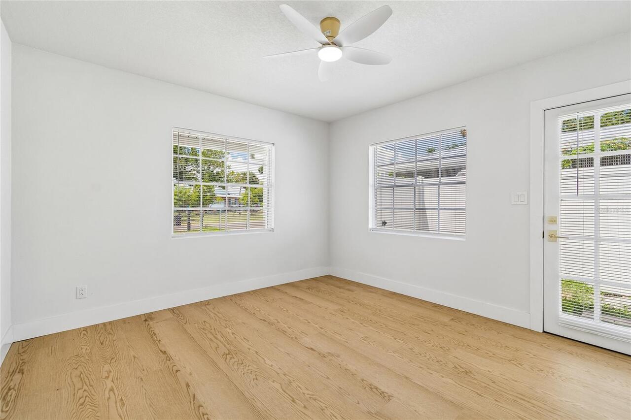 Listing Photo 22