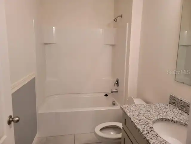 Listing Photo 10
