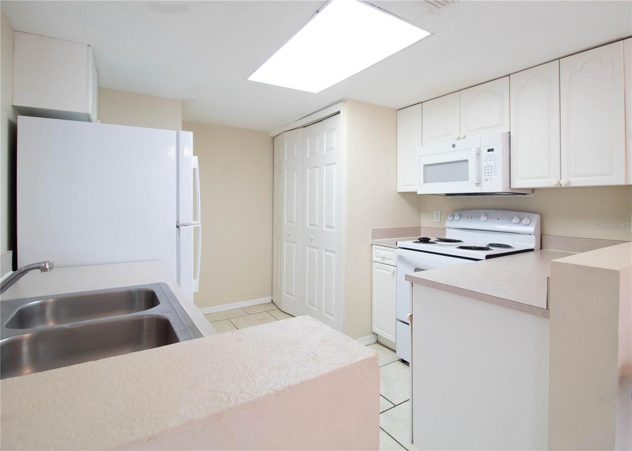 Listing Photo 9