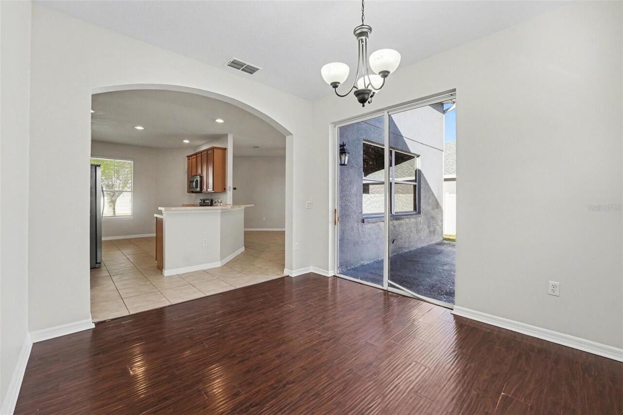 Listing Photo 9