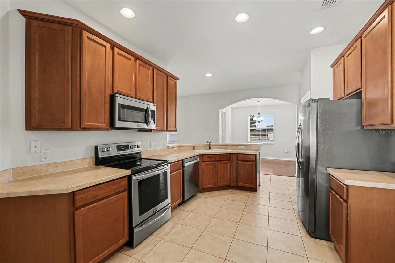 Listing Photo 11
