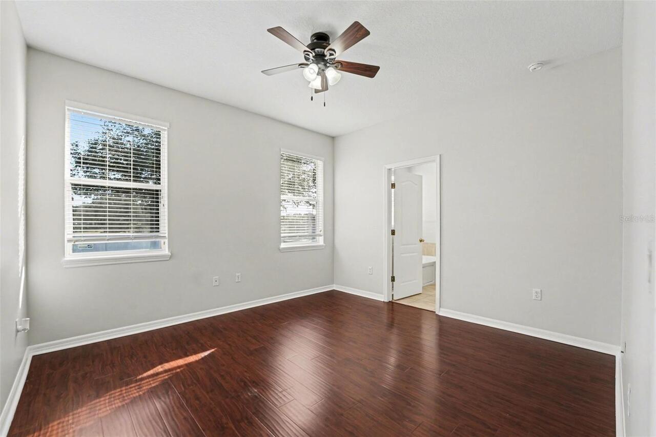 Listing Photo 14