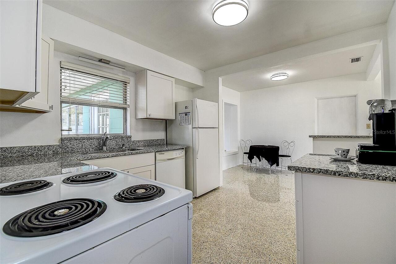 Listing Photo 18