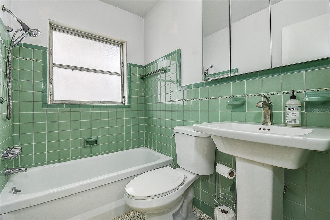 Listing Photo 22