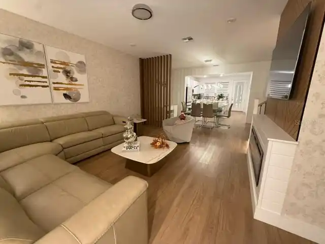 Listing Photo 9
