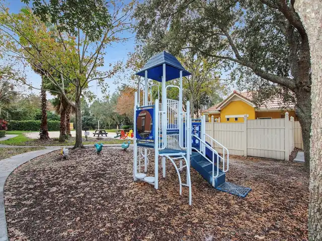 Listing Photo 13
