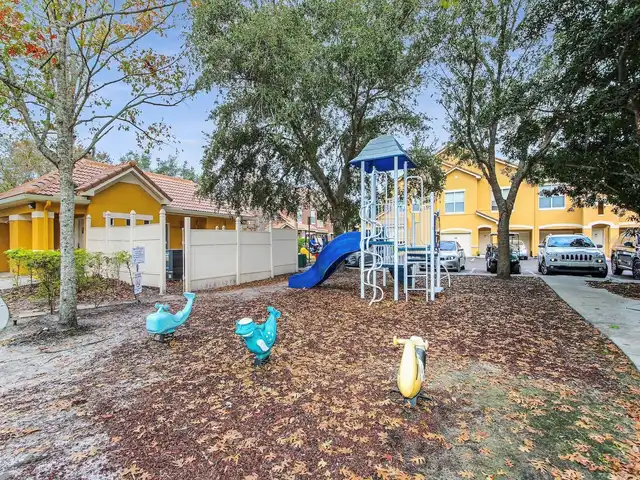 Listing Photo 14