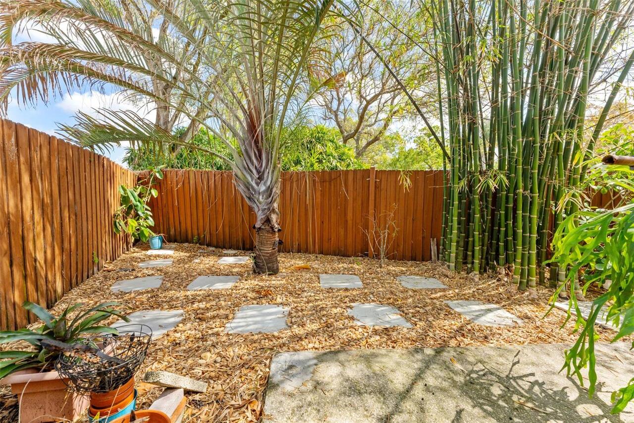 Listing Photo 22