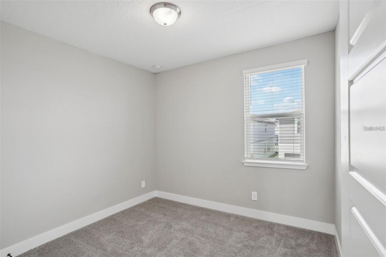 Listing Photo 33
