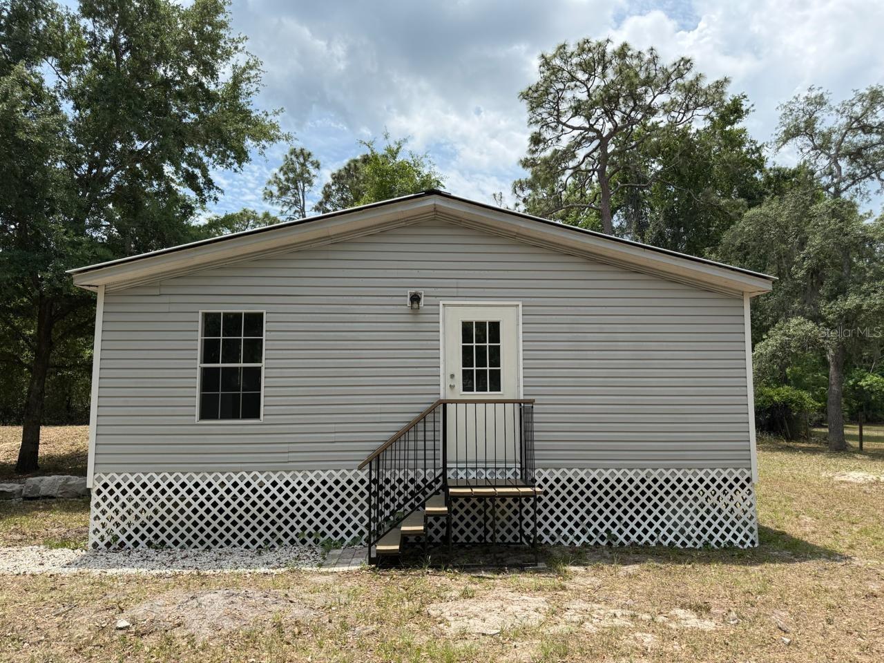 Listing Photo 5
