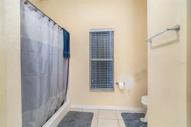 Listing Photo 16