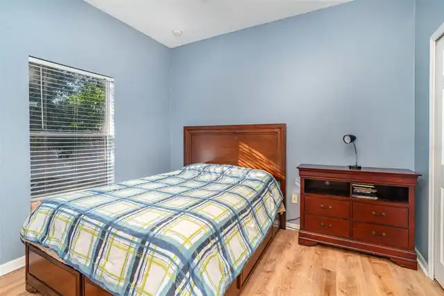 Listing Photo 22