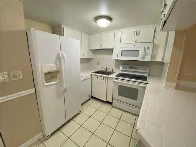 Listing Photo 6