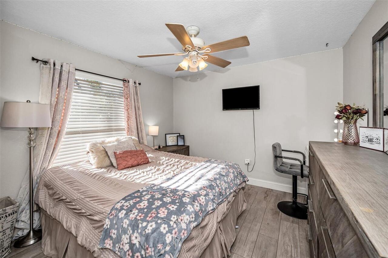 Listing Photo 42