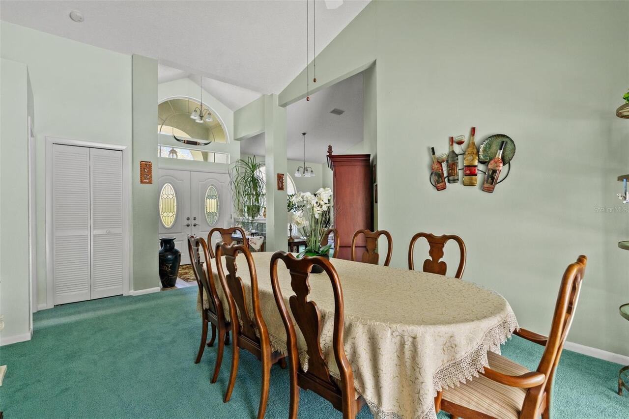 Listing Photo 12