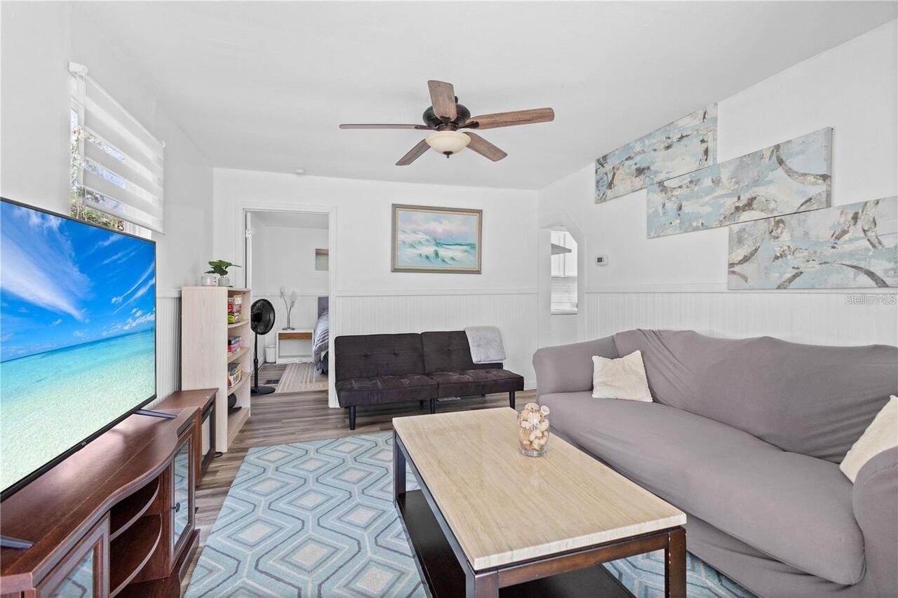 Listing Photo 8