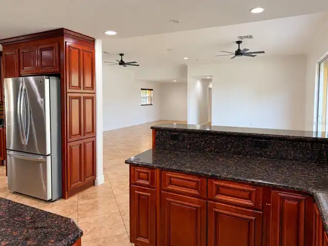 Listing Photo 17