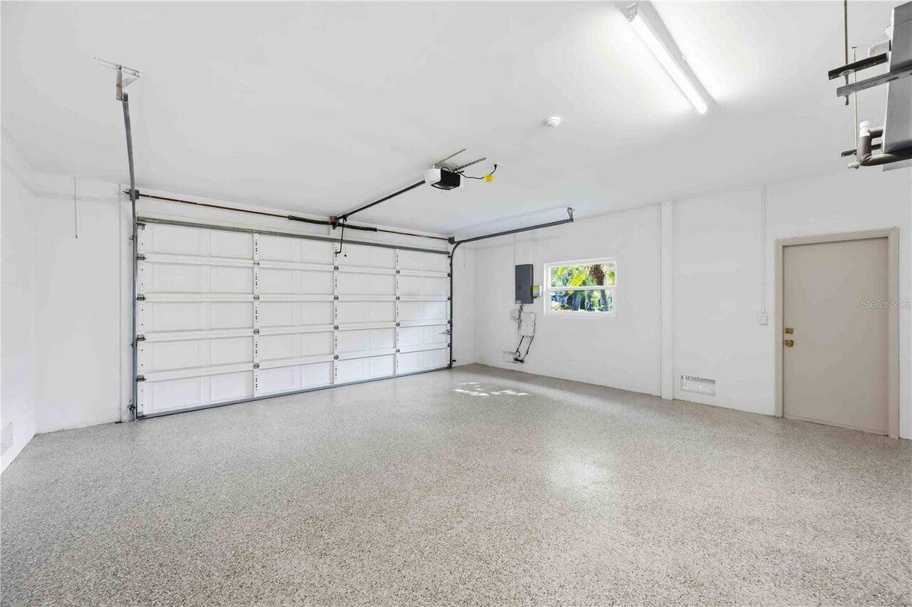 Listing Photo 33