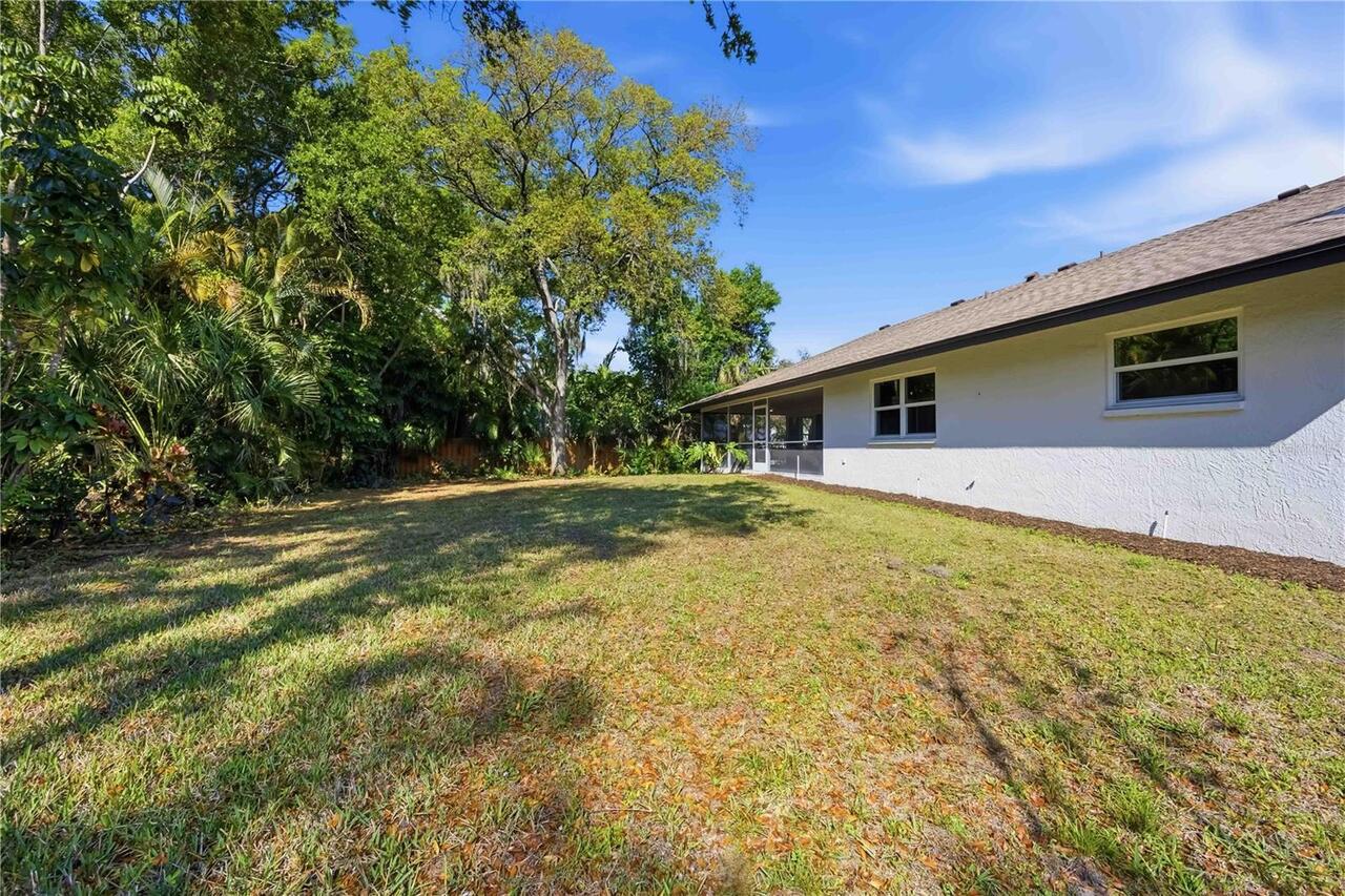 Listing Photo 38