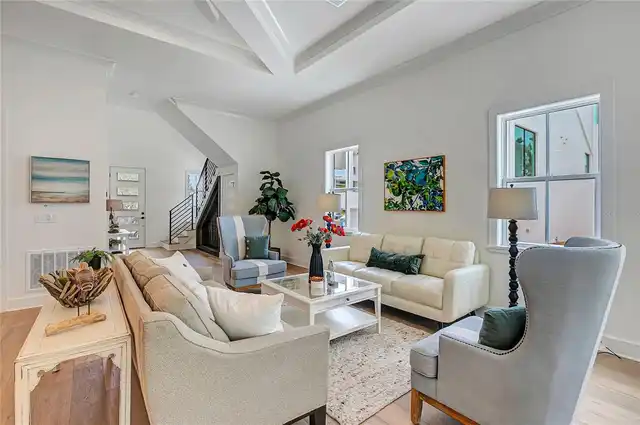 Listing Photo 17