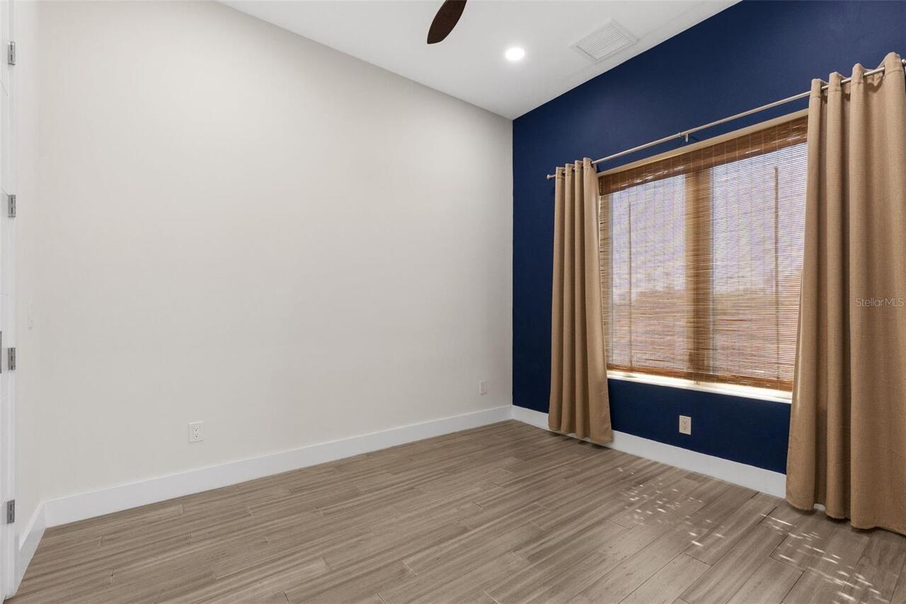 Listing Photo 43