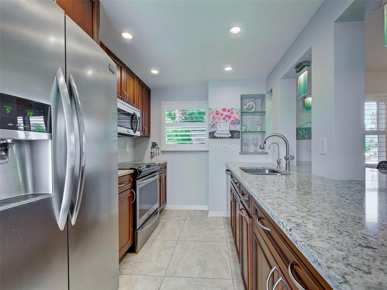 Listing Photo 9