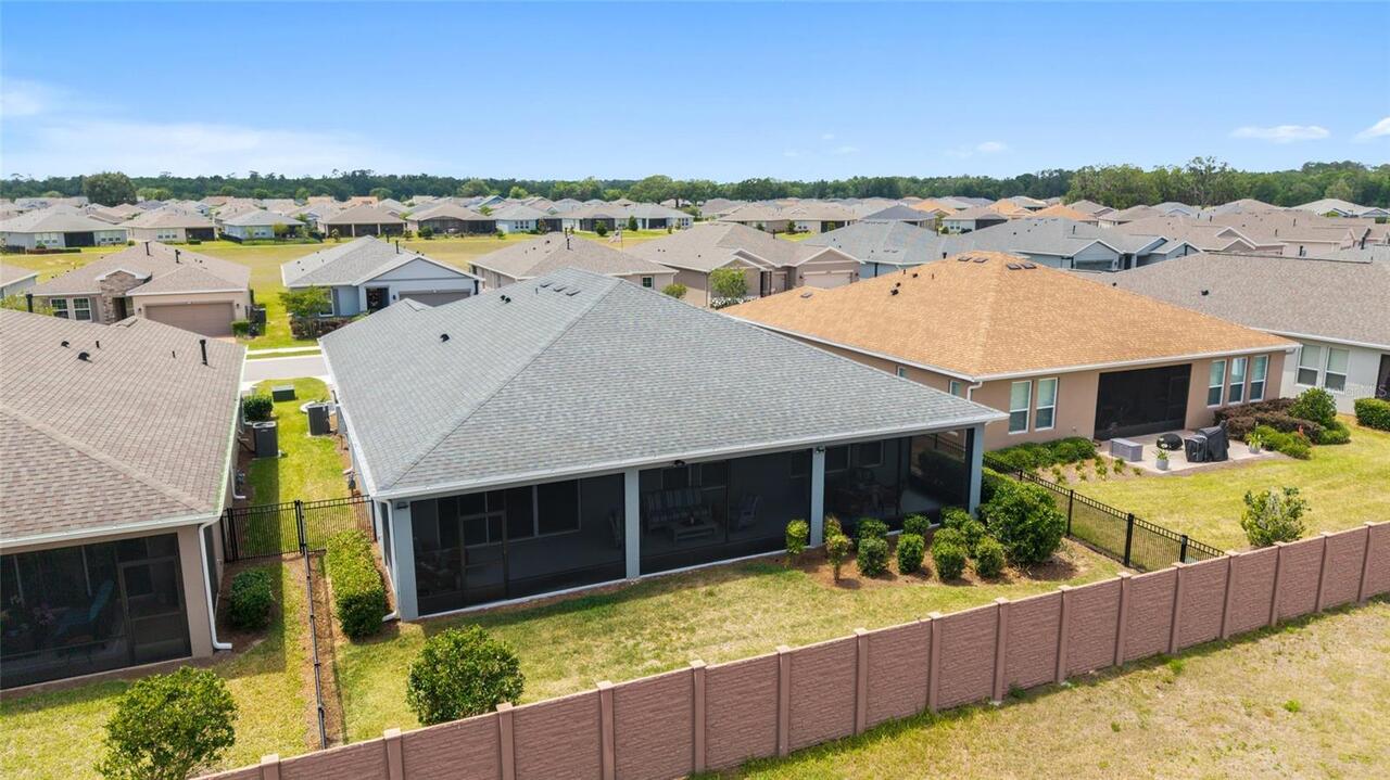 Listing Photo 14