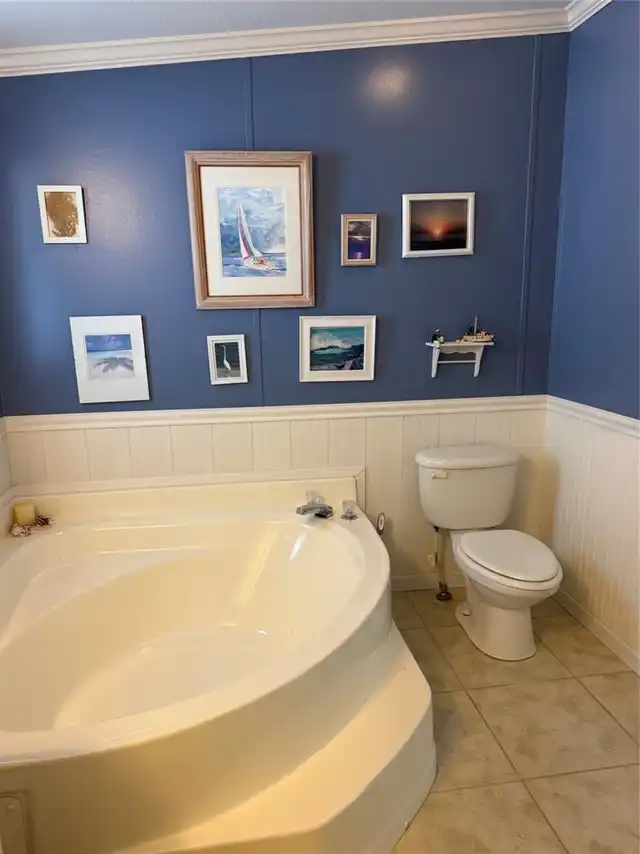 Listing Photo 10