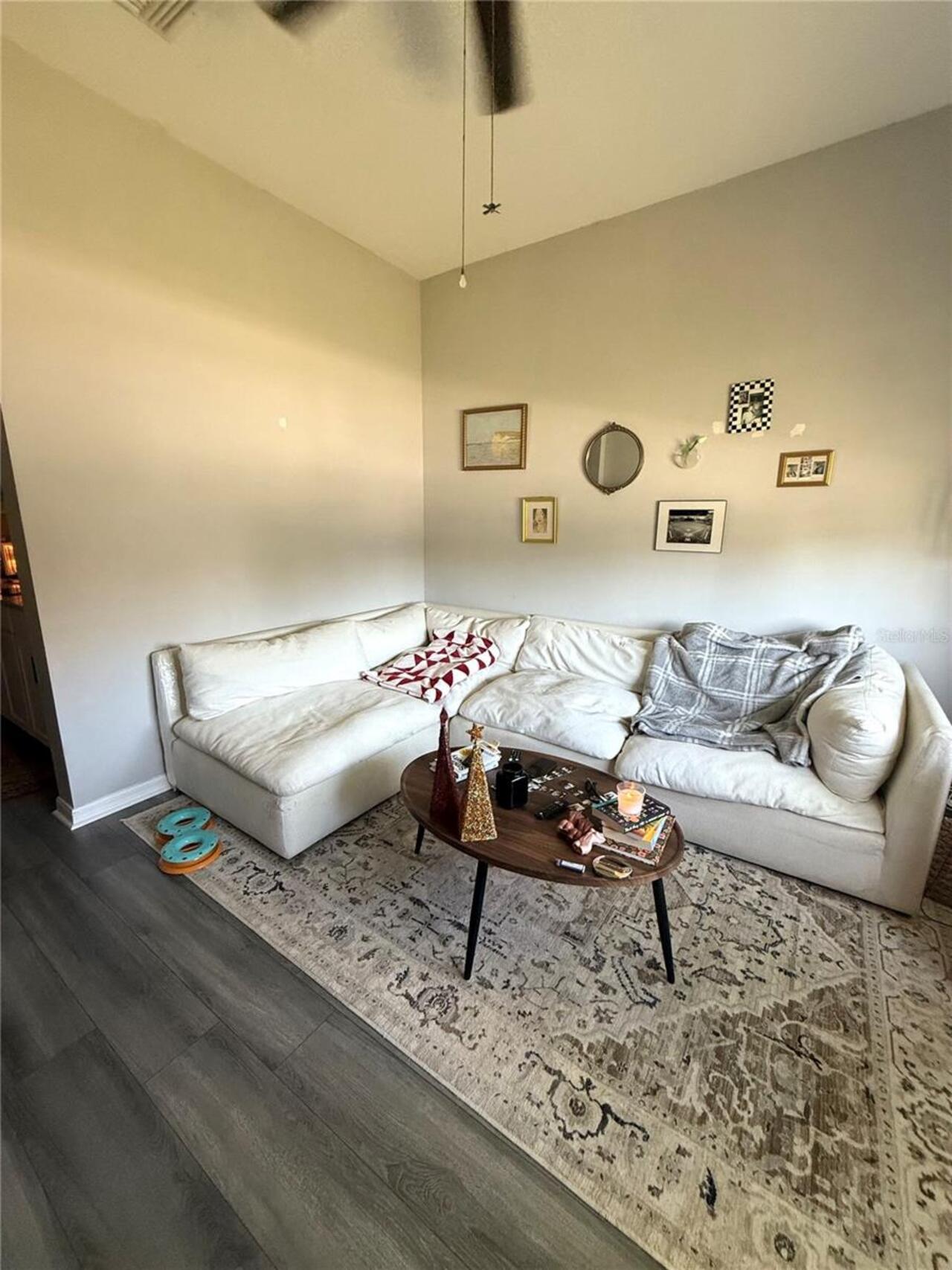 Listing Photo 10
