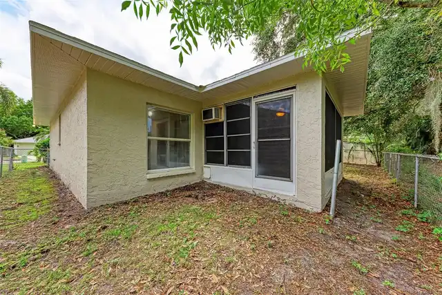 Listing Photo 28