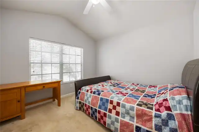 Listing Photo 14