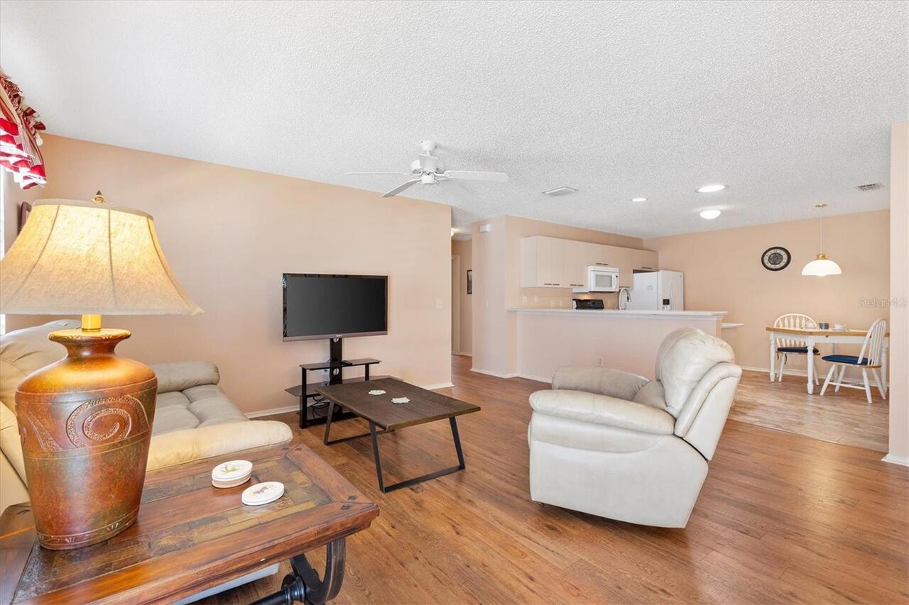 Listing Photo 9