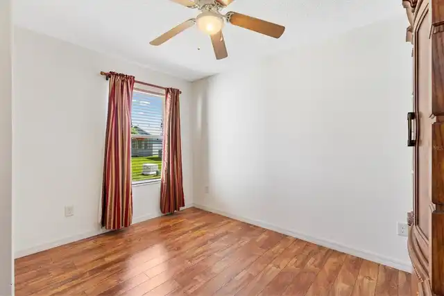 Listing Photo 23