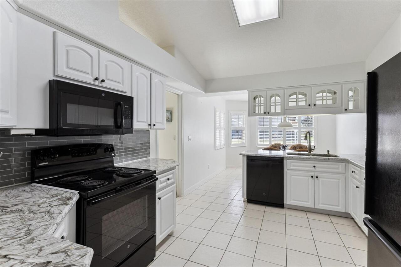 Listing Photo 18